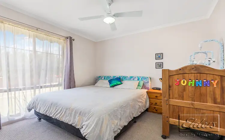 Fifth view of Homely house listing, 2 JORBEN PLACE, Golden Square VIC 3555