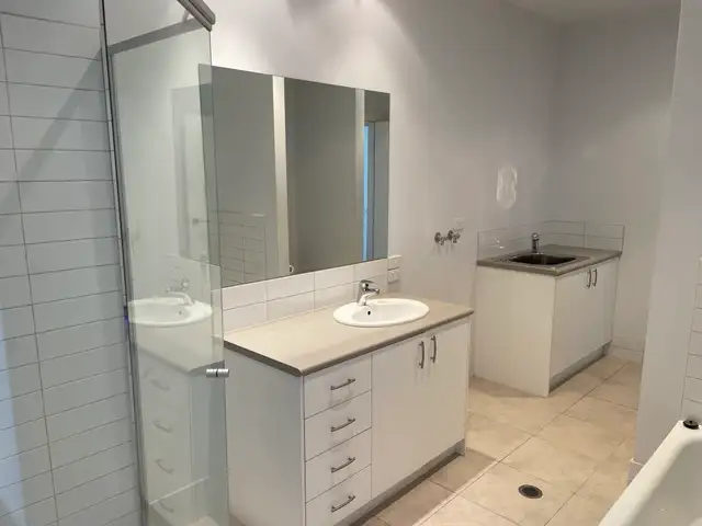 Fourth view of Homely apartment listing, 1/279 Charman Road, Cheltenham VIC 3192