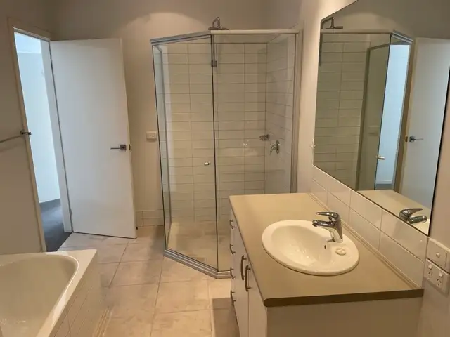 Fifth view of Homely apartment listing, 1/279 Charman Road, Cheltenham VIC 3192