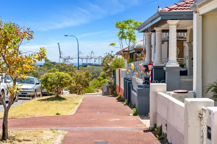 16 Marmion Street, East Fremantle WA 6158