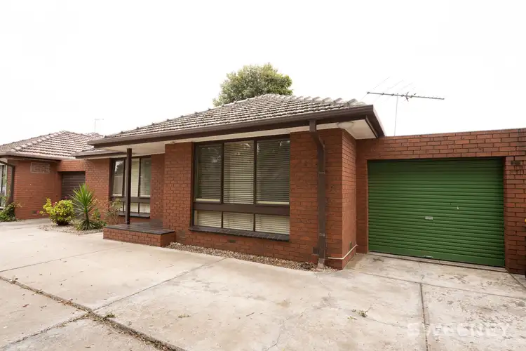 2/4 Hancock Street, Altona VIC 3018