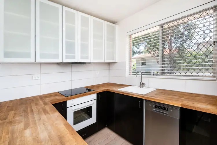Sixth view of Homely apartment listing, 6/7 Bindaring Parade, Claremont WA 6010