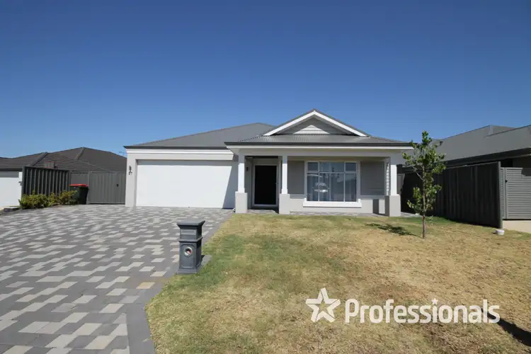 27 Henderson Crescent, Australind WA 6233