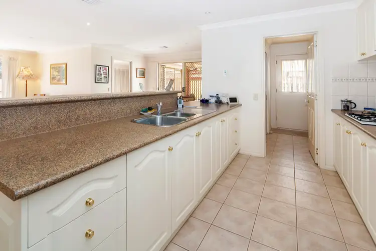 Sixth view of Homely house listing, 2 Edwards Crescent, Wendouree VIC 3355