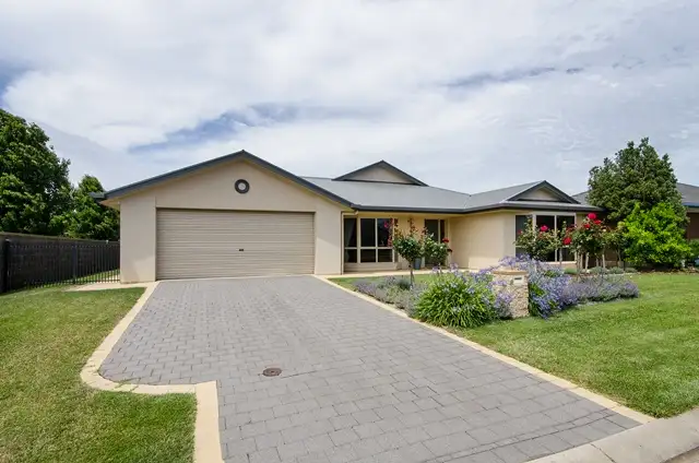 Second view of Homely house listing, 1 Ivy Place, Mount Gambier SA 5290