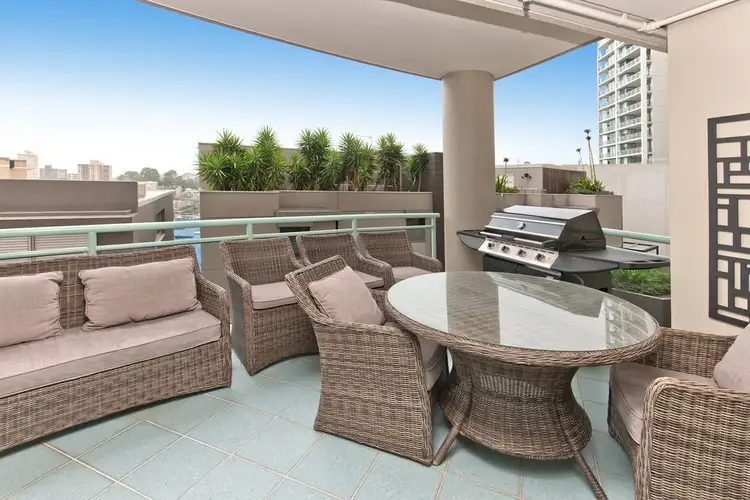 Third view of Homely apartment listing, 102/110 Alfred Street, Milsons Point NSW 2061