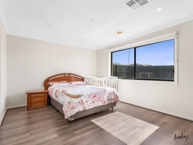 Seventh view of Homely house listing, 18 Leveque Loop, Craigieburn VIC 3064
