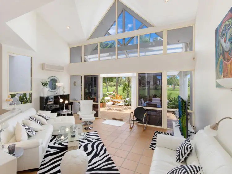 53/125 Santa Cruz Boulevard, Clear Island Waters QLD 4226