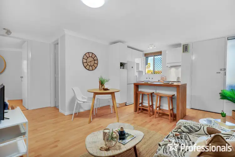 23/2 Bennelong Place, Leederville WA 6007