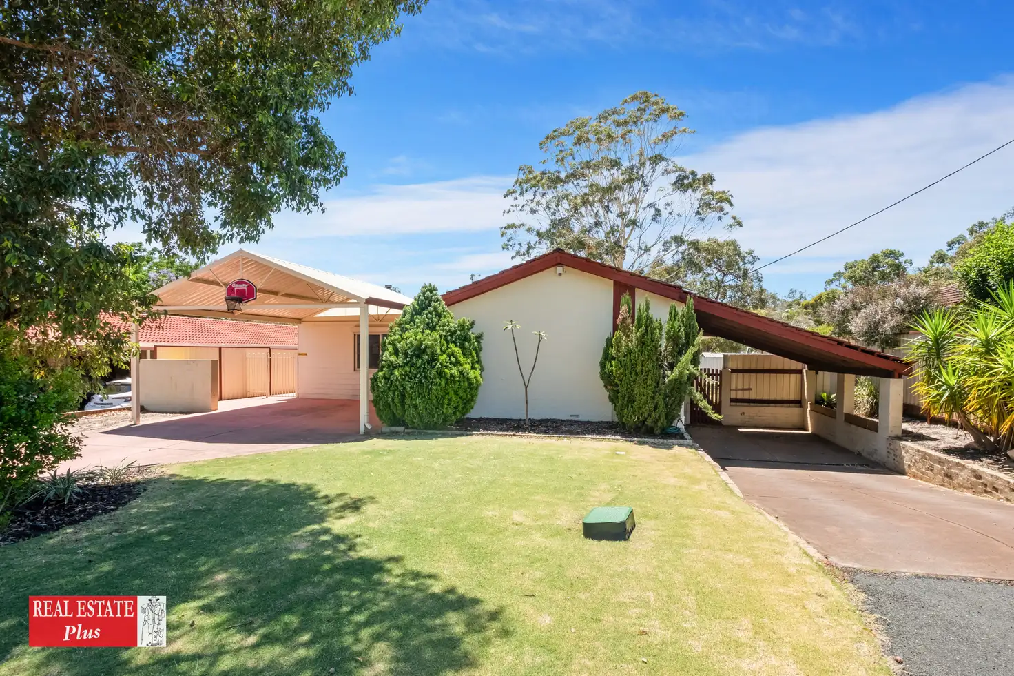 Main view of Homely house listing, 5 Markham Way, Swan View WA 6056