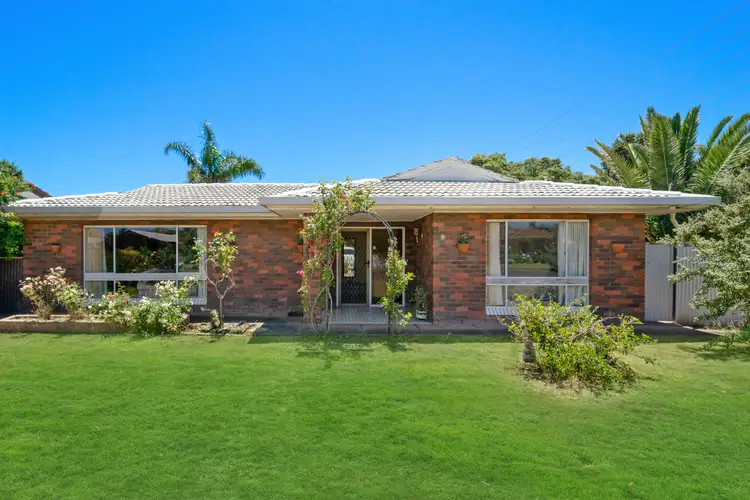 8 Beacon Crescent, Seaford SA 5169