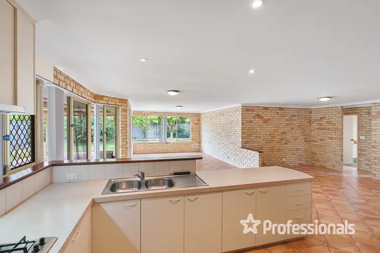 Second view of Homely house listing, 5 Lorikeet Loop, Broadwater WA 6280