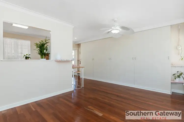 Fifth view of Homely house listing, 37 Barron Way, Orelia WA 6167