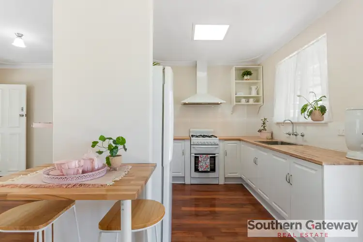 Sixth view of Homely house listing, 37 Barron Way, Orelia WA 6167