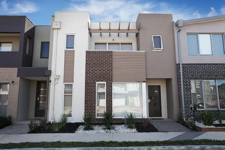 36 Boathouse Drive, Caroline Springs VIC 3023