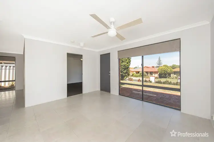 Sixth view of Homely house listing, 30 Tamarisk Drive, Halls Head WA 6210