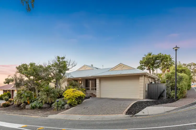 28 Jimmy Watson Drive, Woodcroft SA 5162