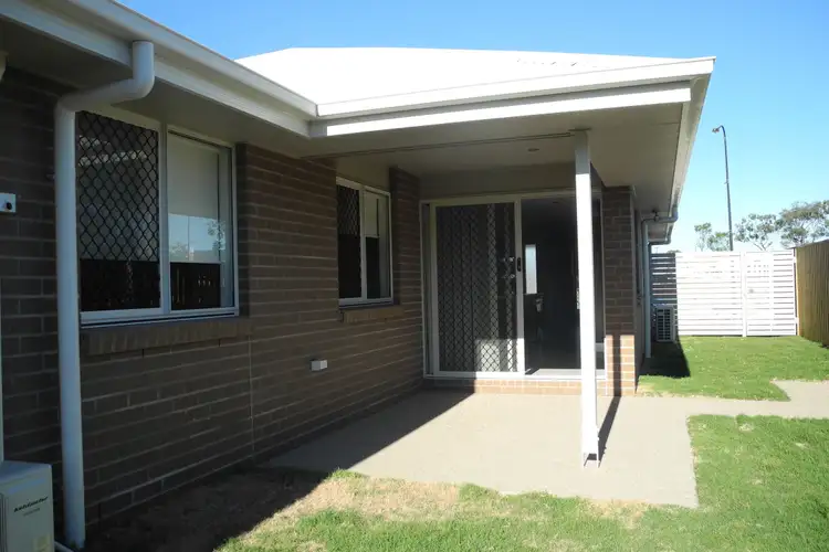 Seventh view of Homely semi-detached listing, 4 Marloo Drive, Tannum Sands QLD 4680