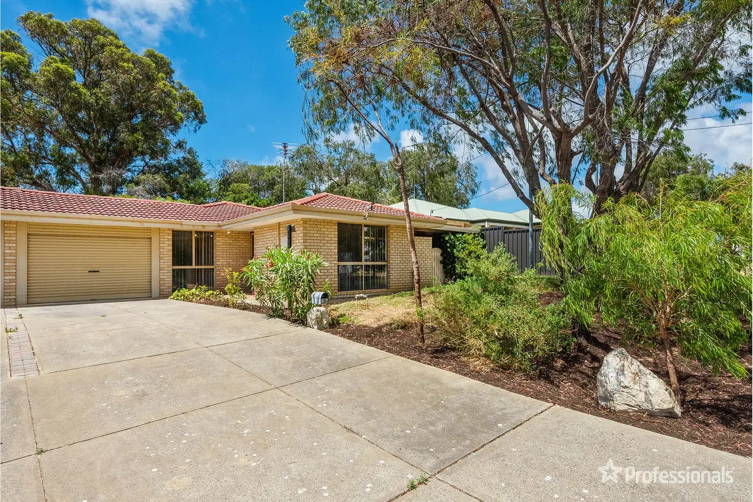 Main view of Homely semi-detached listing, 3a Tuart Close, Bouvard WA 6211