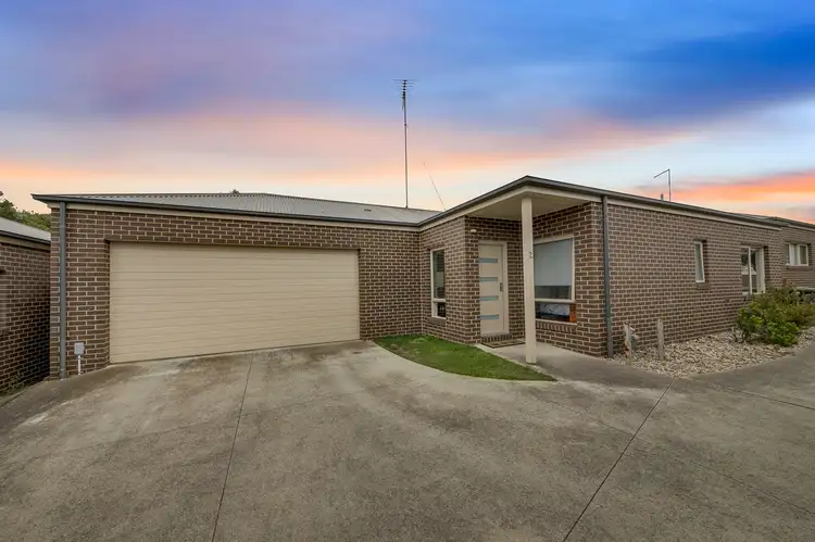 2/19 Bromley Street, Thomson VIC 3219