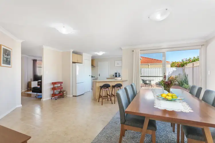 Sixth view of Homely house listing, 4/28 Riverina Parade, Lake Coogee WA 6166