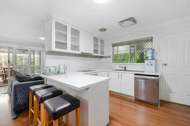 Fourth view of Homely unit listing, 2/18 Blondell Avenue, Surfers Paradise QLD 4217
