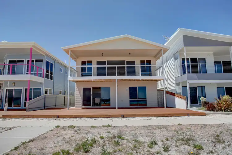 16 Watson Cove, Smoky Bay SA 5680