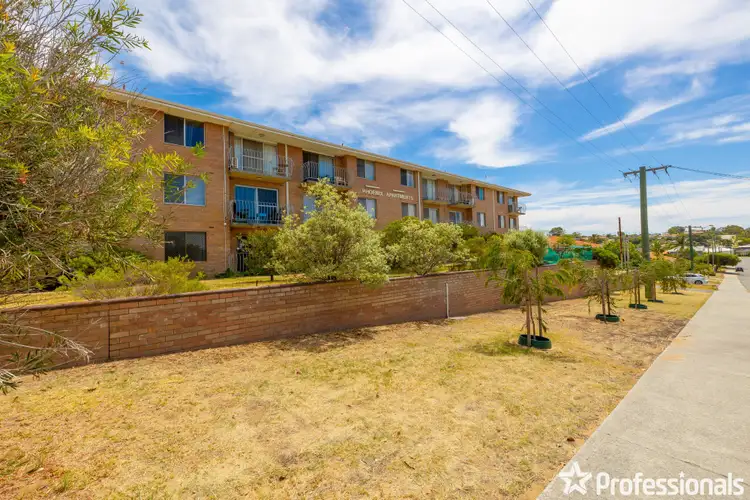 50/15 Glendower way, Spearwood WA 6163