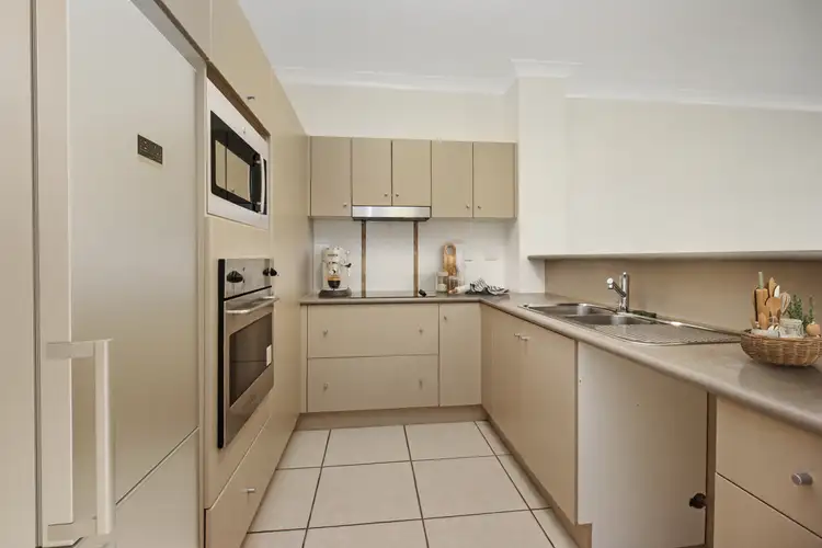 Fourth view of Homely unit listing, 3/12-14 Martinez Avenue, West End QLD 4810