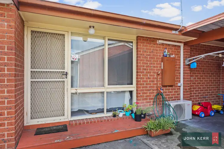 3/20 Saxtons Drive, Moe VIC 3825