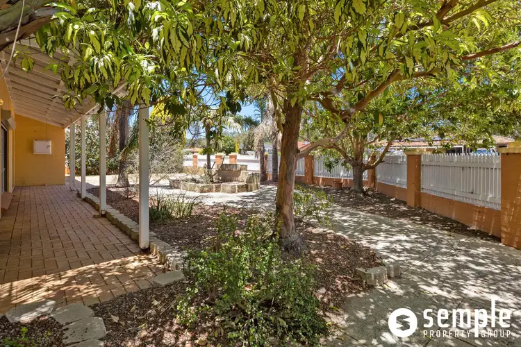 Seventh view of Homely house listing, 2 Leyburn Drive, Halls Head WA 6210