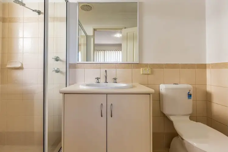 Sixth view of Homely house listing, 2/27 Wisbey Street, Carey Park WA 6230