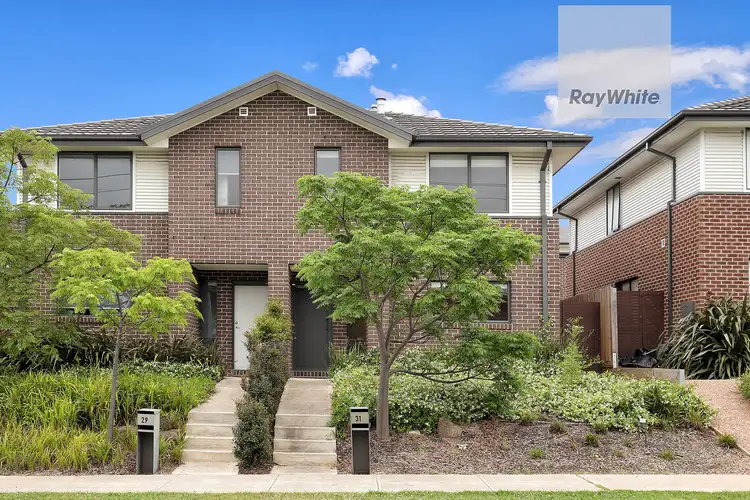 31 Erinbank Crescent