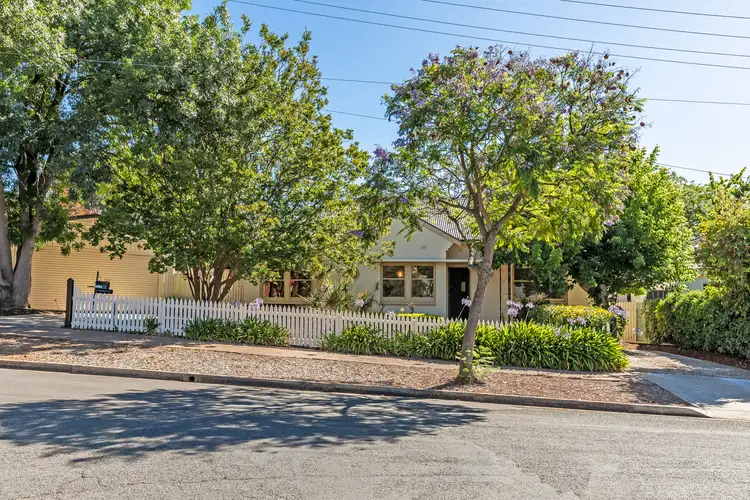 10 Columbia Avenue, Clapham SA 5062