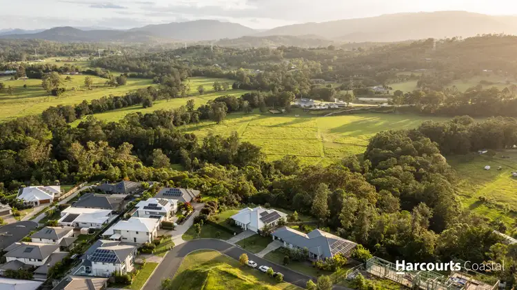 18 Springview Crescent, Maudsland QLD 4210