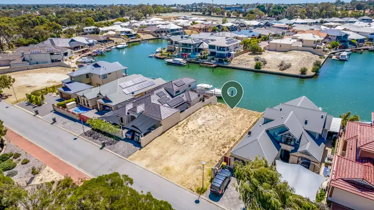 31 Leisure Way, Halls Head WA 6210