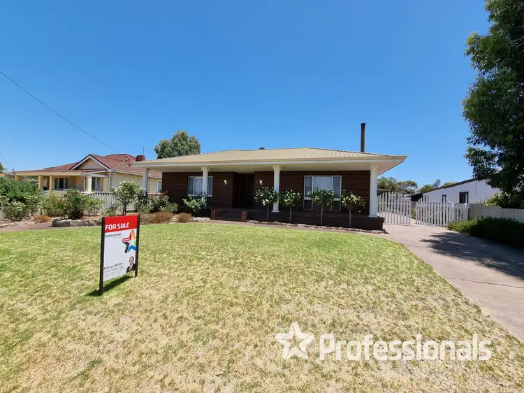 7 May Street, Narrogin WA 6312