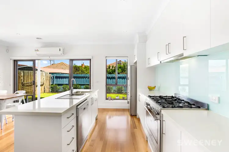 Fourth view of Homely unit listing, 33 Ginifer Avenue, Altona North VIC 3025