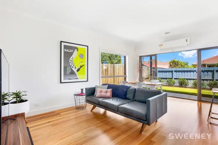 Fifth view of Homely unit listing, 33 Ginifer Avenue, Altona North VIC 3025