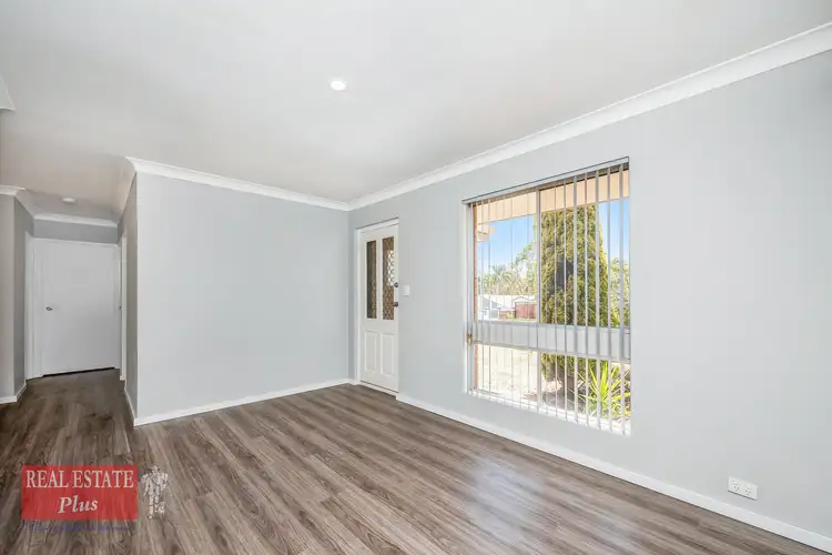 Fifth view of Homely house listing, 8 Markham Way, Swan View WA 6056