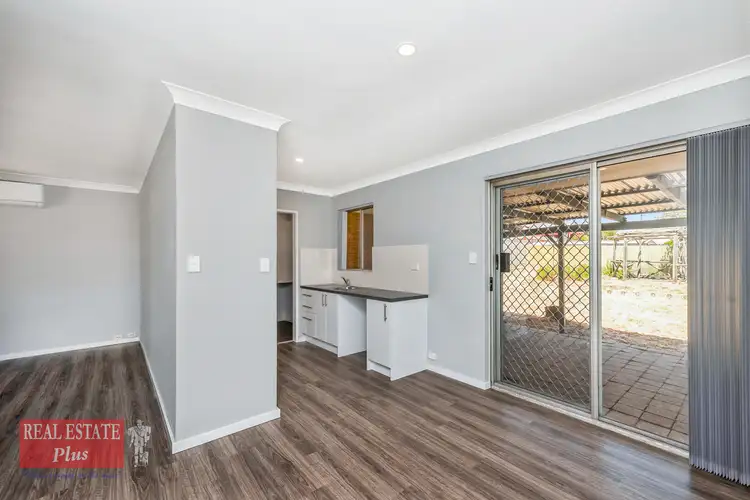 Sixth view of Homely house listing, 8 Markham Way, Swan View WA 6056