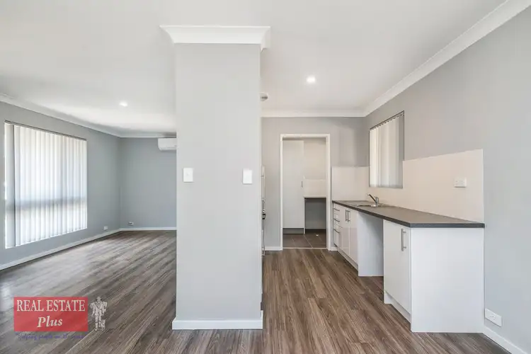 Seventh view of Homely house listing, 8 Markham Way, Swan View WA 6056