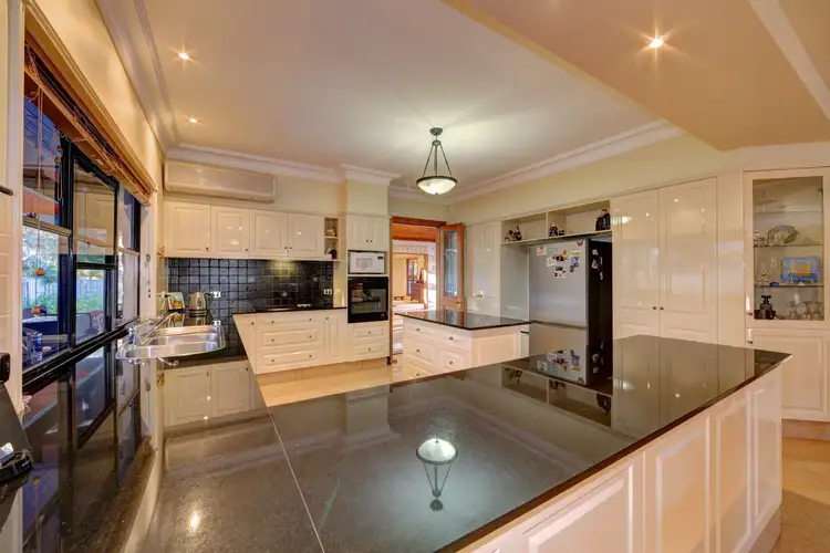 Sixth view of Homely house listing, 8 Gretton Court, Avoca QLD 4670