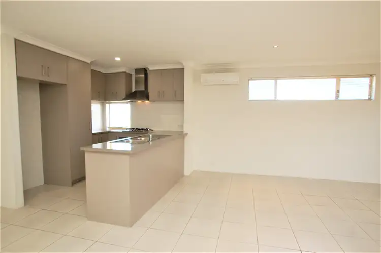 Fifth view of Homely villa listing, 5/18 Oligantha Elbow, Banksia Grove WA 6031