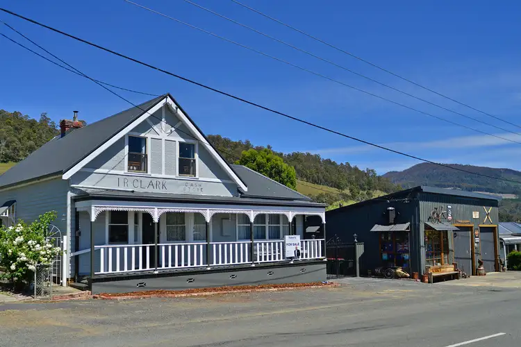 989 and 991 Ellendale Road, Ellendale TAS 7140