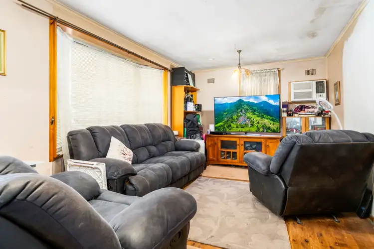 Second view of Homely house listing, 32 Gabo Crescent, Sadleir NSW 2168