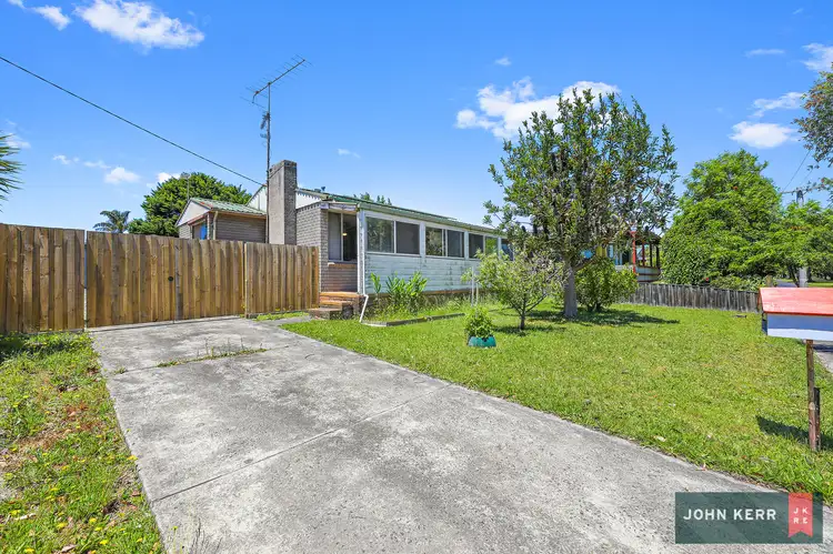 55 Western Avenue, Newborough VIC 3825