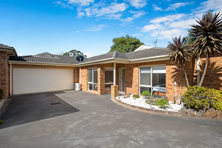 Main view of Homely unit listing, 2/10 Jarrahdale Street, Cheltenham VIC 3192