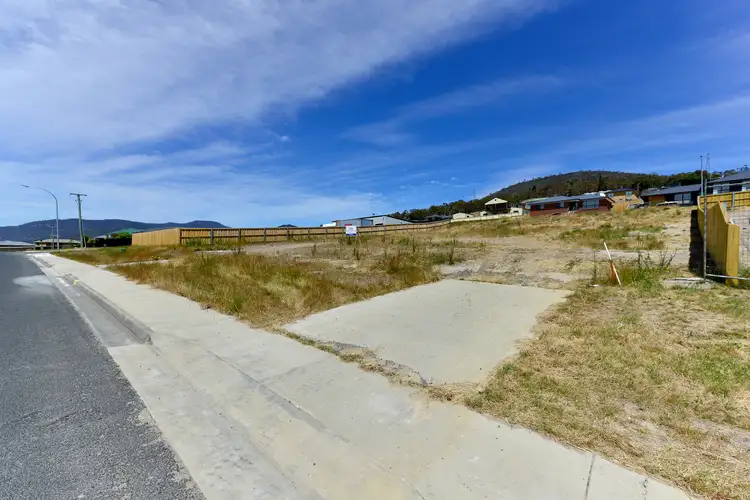 83 Glebe Road, New Norfolk TAS 7140
