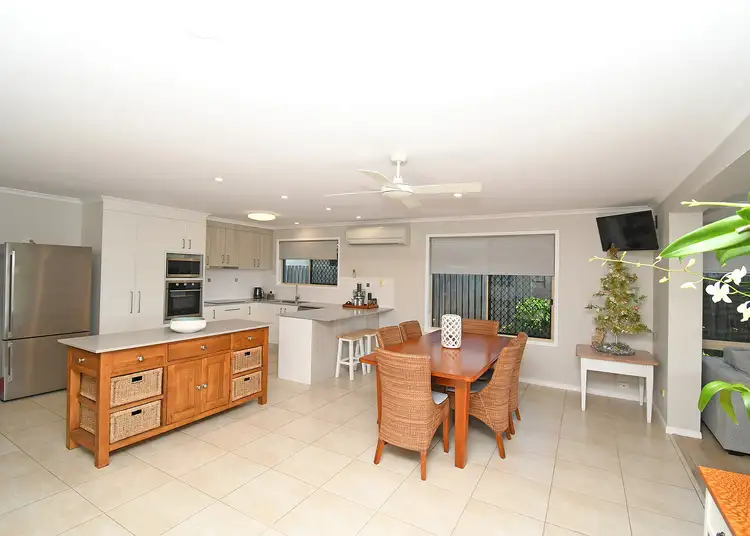 Seventh view of Homely house listing, 20 Earl St Vincent Circuit, Eli Waters QLD 4655